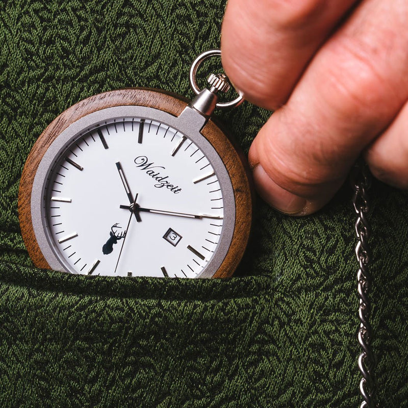 Taschenuhr Waidzeit Alpin Walnuss Männeruhr Holzuhr Geschenk