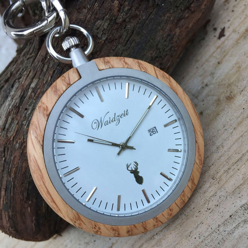 Waidzeit Taschenuhr Alpin Männeruhr Holzuhr Geschenk individuelle Gravur Männeruhr Austrian Design ShopinAustria personalisiertes Geschenk