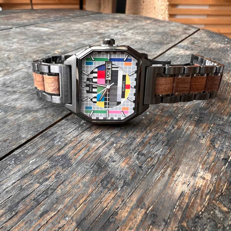 Sendeschluss Armbanduhr Walnuss anthrazitgrau