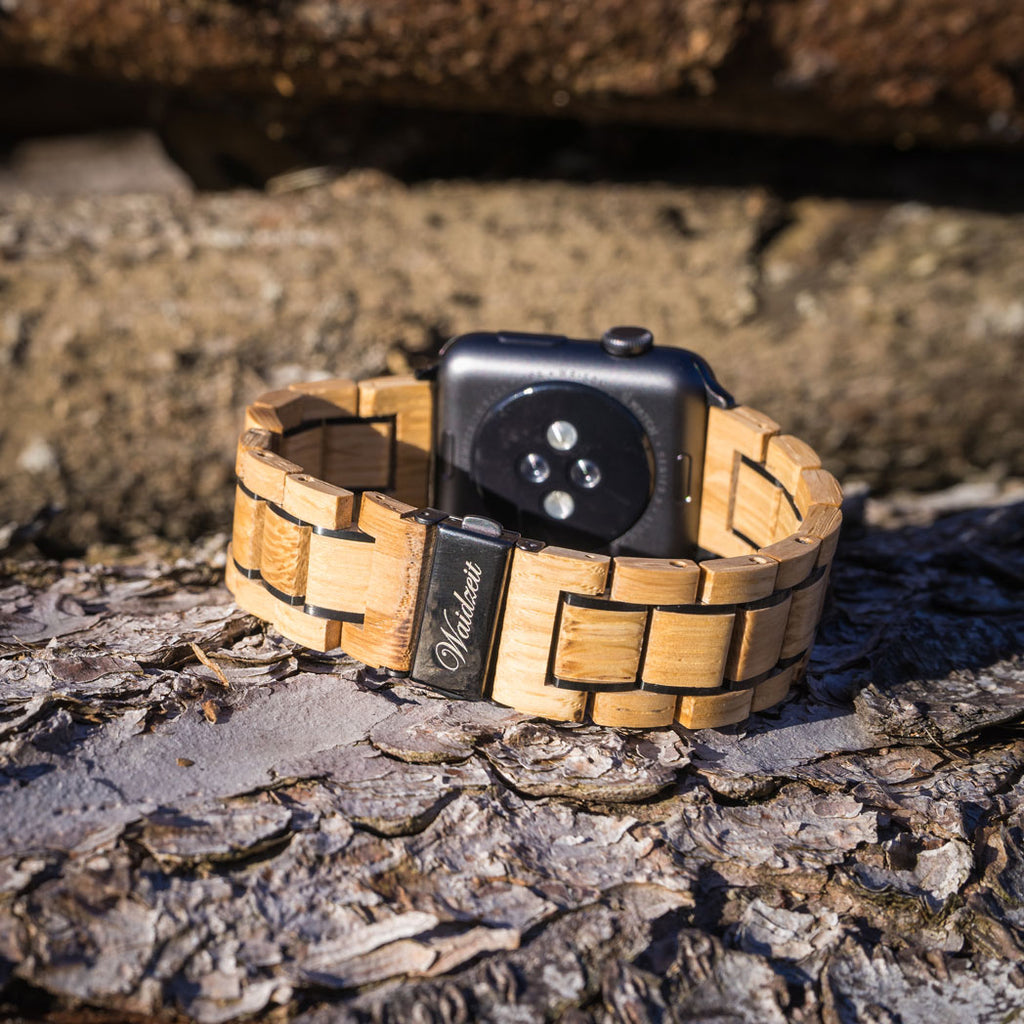 apple watch armband aufbewahrung holz Smartwatch Uhrenband aus Barrique Weinfass – Waidzeit Austria
