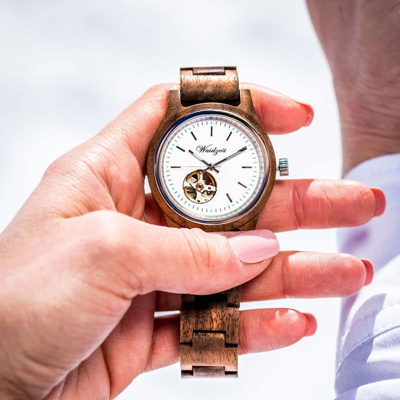 Automatik Waidzeit Gamskar Holzuhr Damenuhr Accessoir Business Tracht Tradition Modern