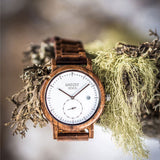 Herrenuhr Maximilian Waidzeit Natur Tradition Holzuhr Holzarmband Walnuss Geschenk Männeruhr Herrenuhr Armbanduhr