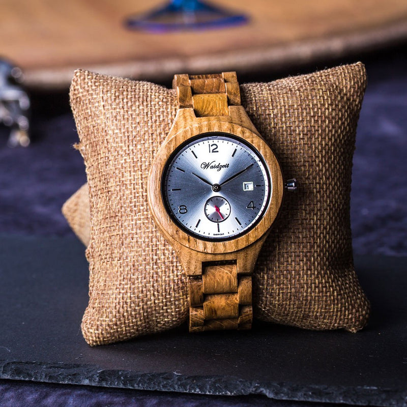 Barrique Winelover Herren "Chardonnay" aus Eichenfass mit metallfarbenen Ziffernblatt Weinuhr Naturprodukt Holzuhr Waidzeit Herrenuhr Weinliebhaber Naturliebhaber